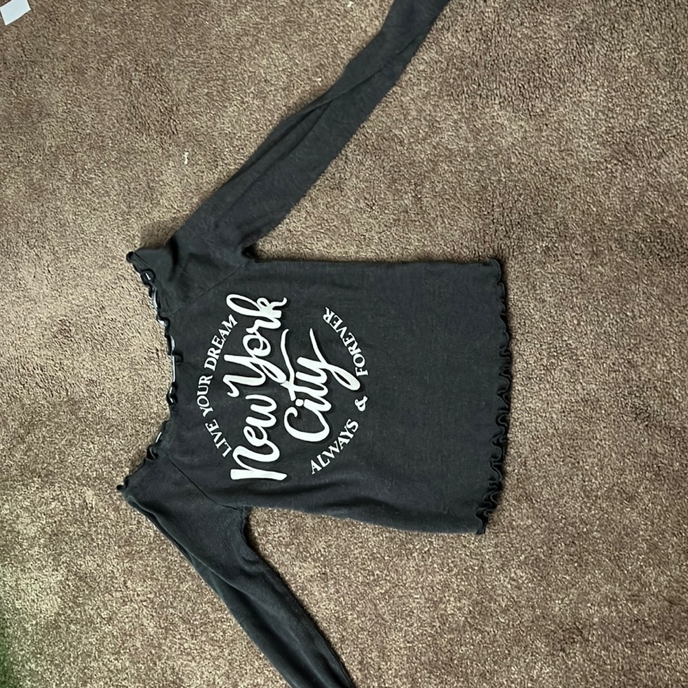 Off the shoulder New York shirt justice